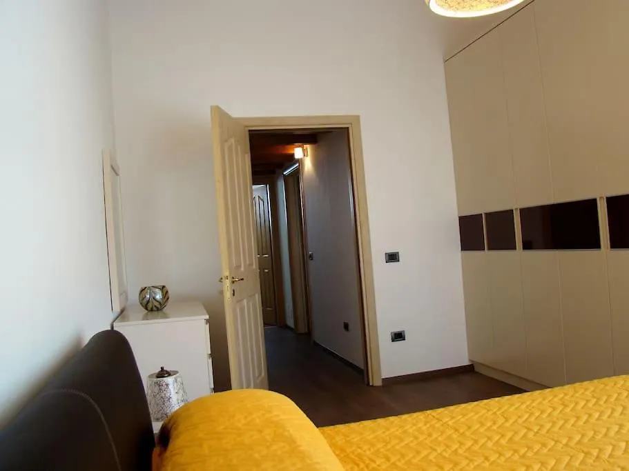 Exclusive Apartment تيرانا