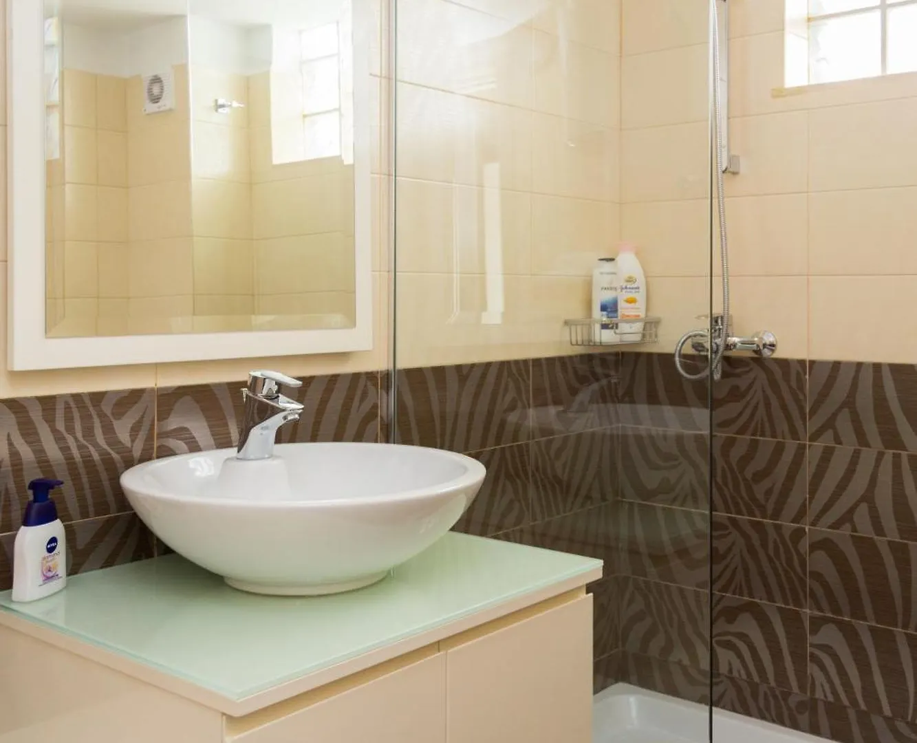 Exclusive Apartment تيرانا ألبانيا